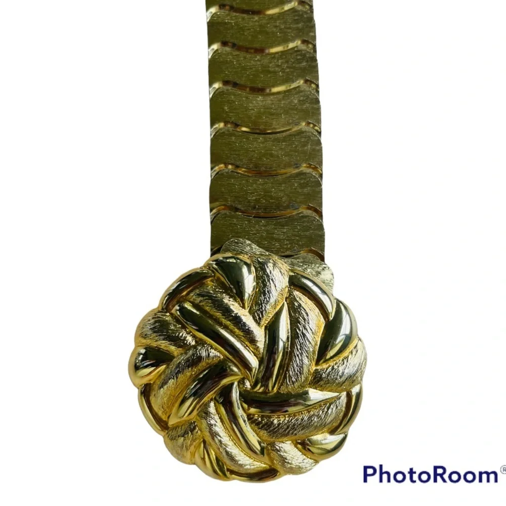 Vintage Gold Elastic Ripple Rose Head Belt